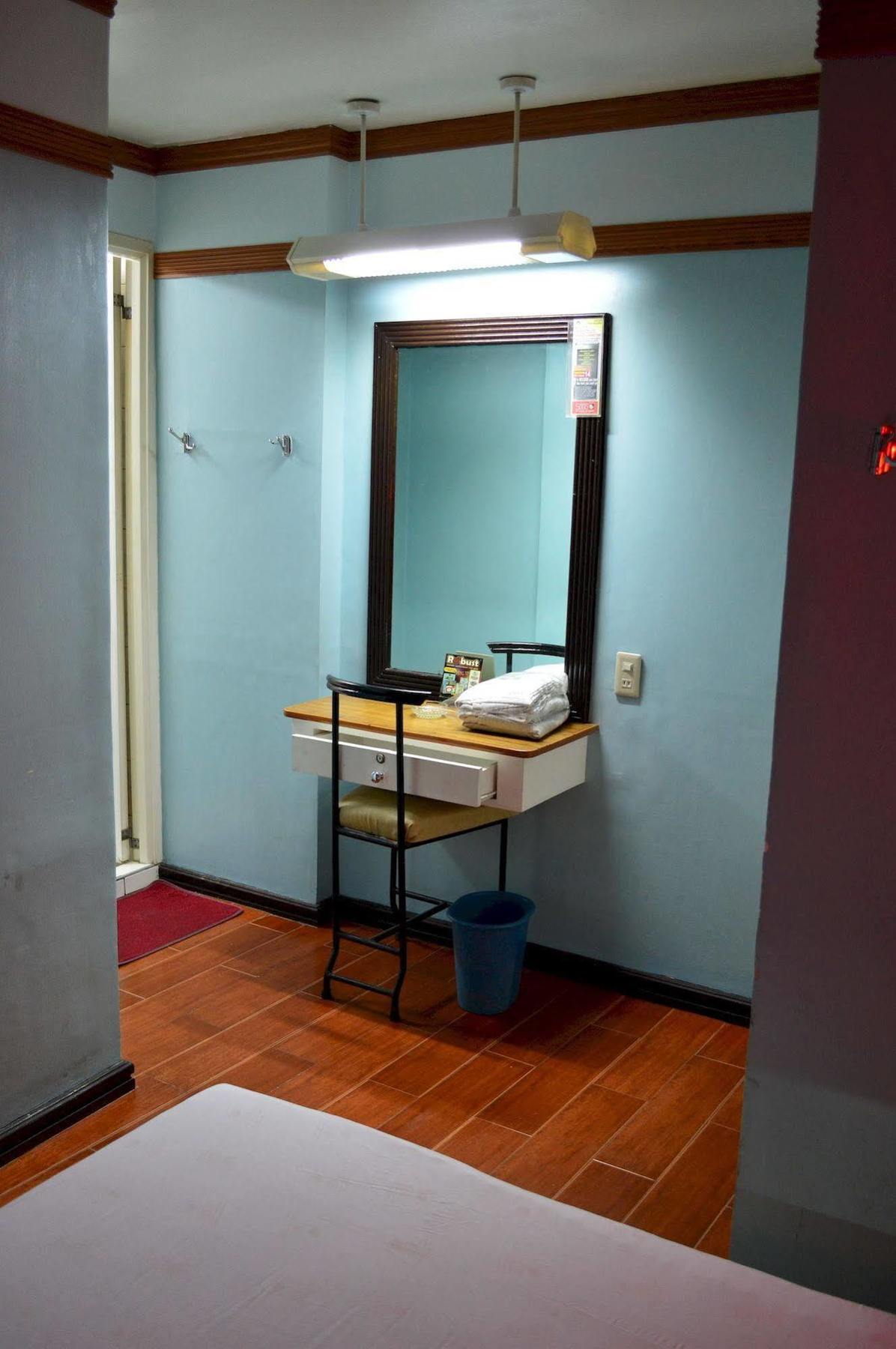 Hotel Sogo Edsa Caloocan Exterior foto